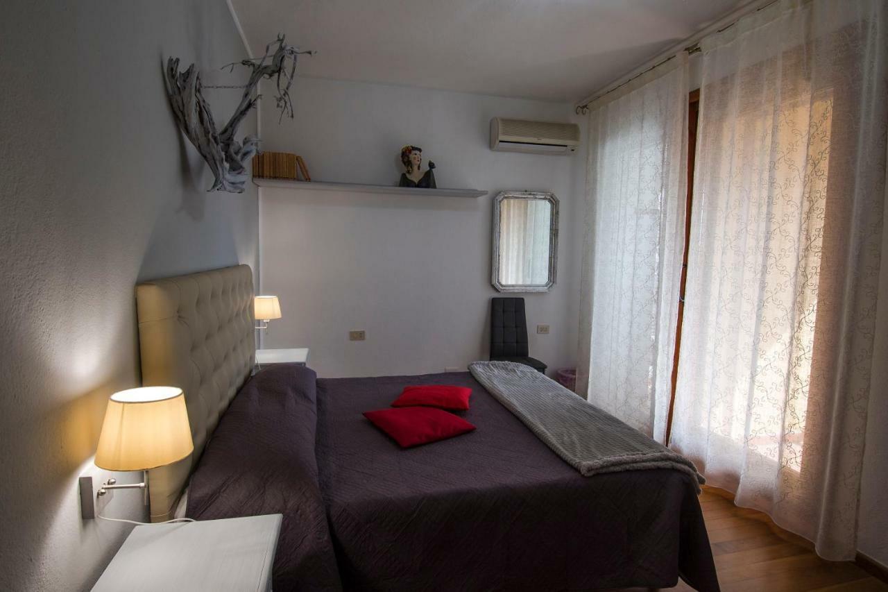 La Chicca Di Francesca Bed & Breakfast Santa Teresa Gallura Ngoại thất bức ảnh