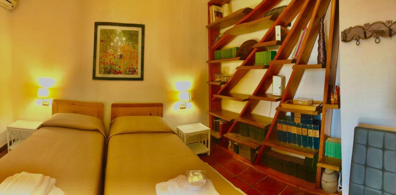 La Chicca Di Francesca Bed & Breakfast Santa Teresa Gallura Ngoại thất bức ảnh
